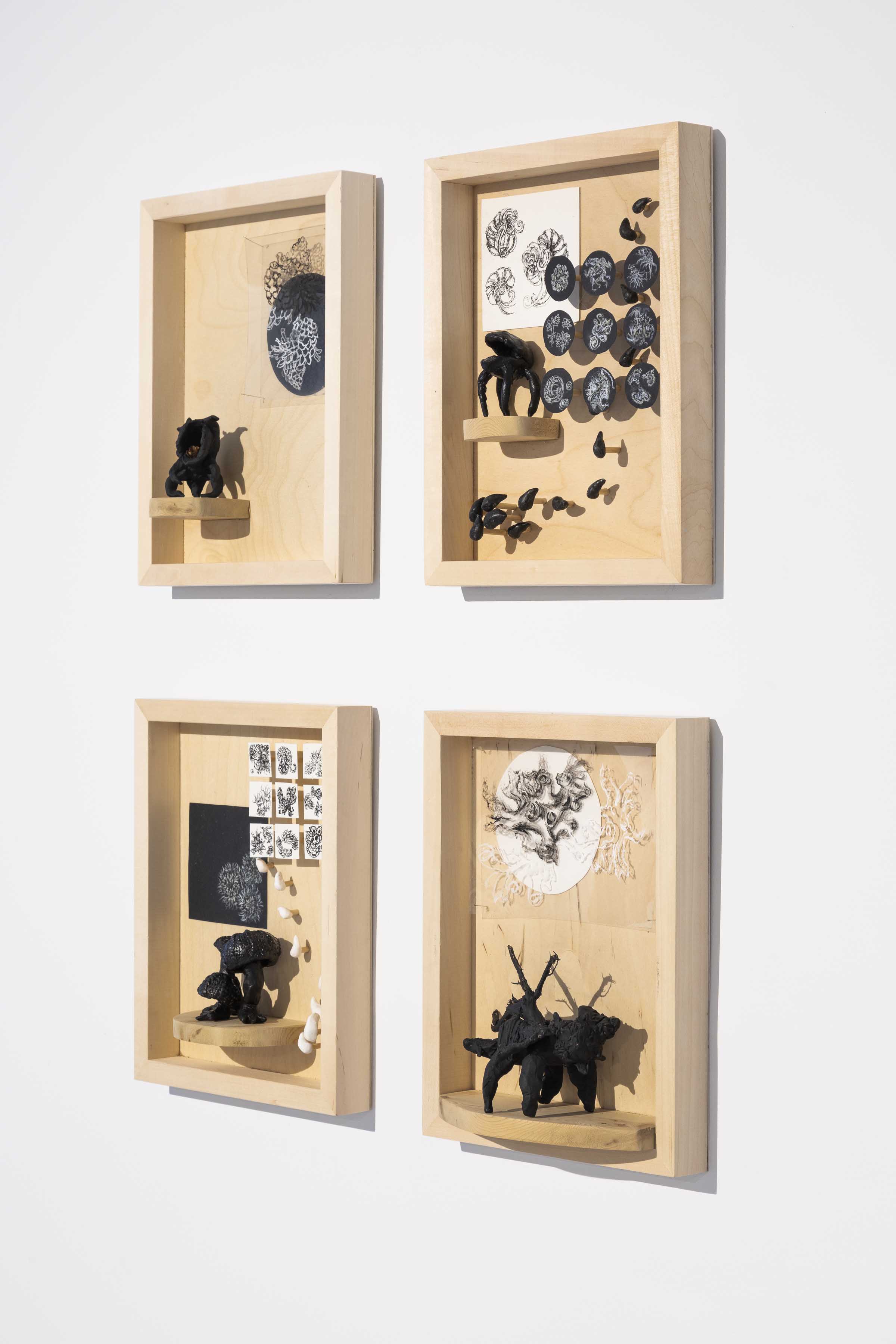 Les boutures, 2021, 28’’x24’’x3 ‘’,céramique, perle et papiers présentés sur support de bois